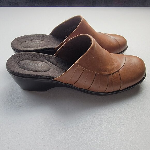 Clarks Women's Brown Leather Clogs Size 8.5M - Picture 7 of 9